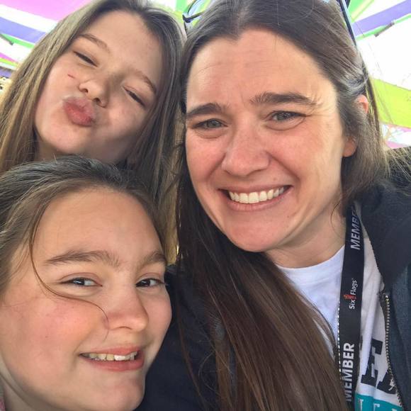 Meet your Posher, Theresa - Picture 2 of 2